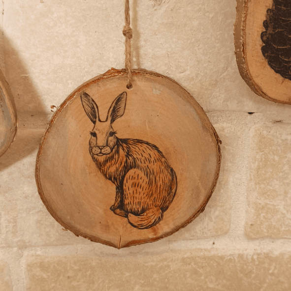 מובייל קיר עץ טבעי